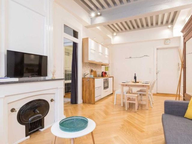 Rue Palais Grillet