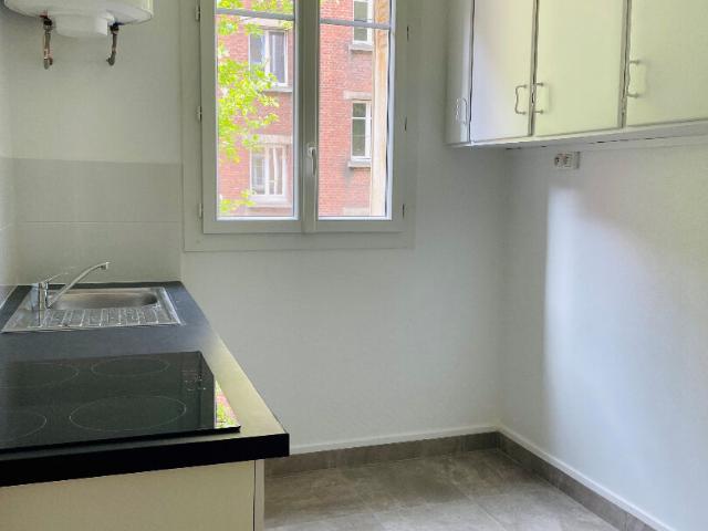 RUE PIERRE CURIE 3 pièces 49m², Clichy