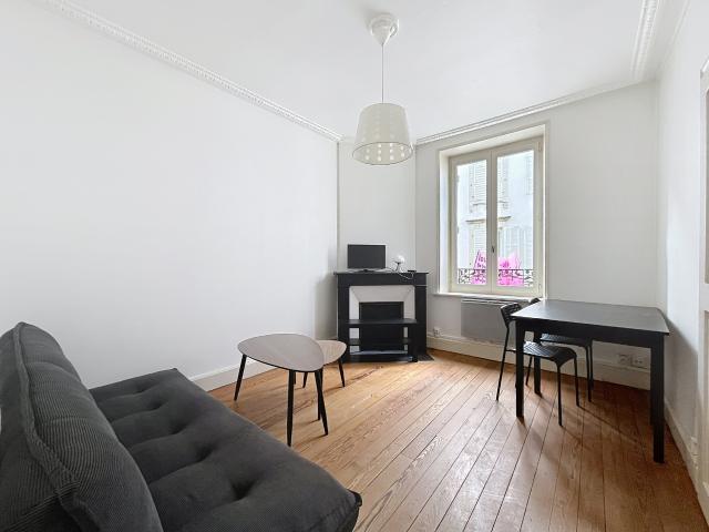 RUE PIERRE DE BLARRU DISPONIBILITE IMMEDIATE | Agence 147