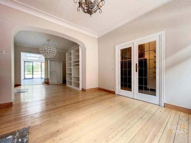 Rue Van Swae, TOWNHOUSE 5 bedrooms + Office and garden