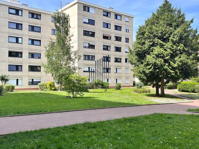 Rueil Malmaison 7 pièces 131m2