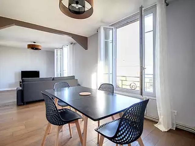 Rueil Malmaison 92500 Achat / Vente appartement 3 pièces t3 au dernier étage cave
