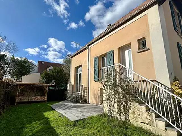 Rueil Malmaison 92500 Achat / Vente maison 5 pièces t5 au dernier étage