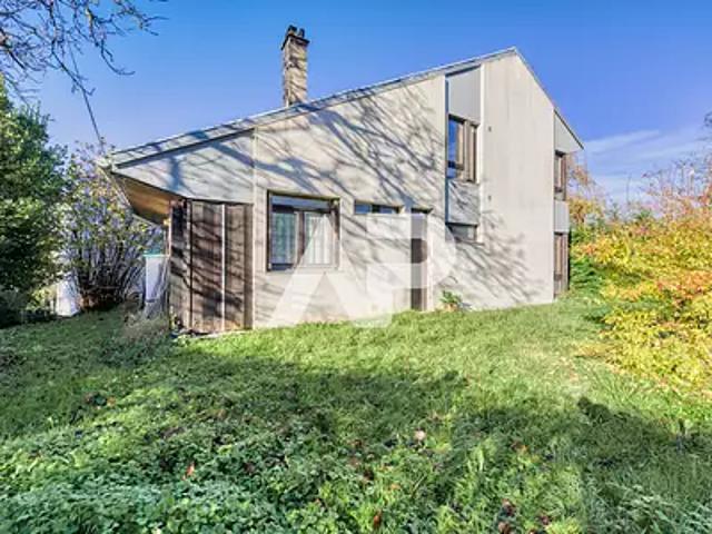 Rueil Malmaison 92500 Achat / Vente maison 5 pièces t5 au dernier étage cave