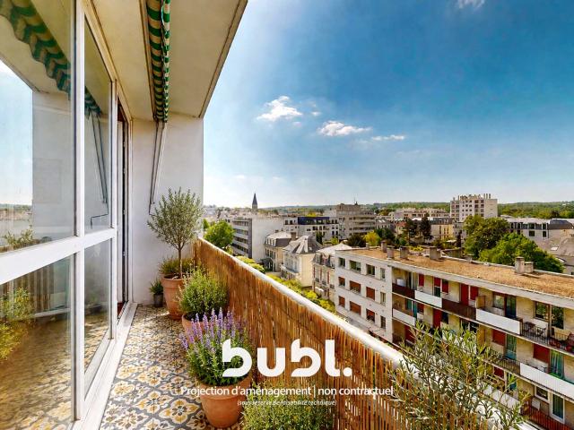 Rueil Malmaison cœur de ville 132 m2 familial avec balcon, parking et projection travaux