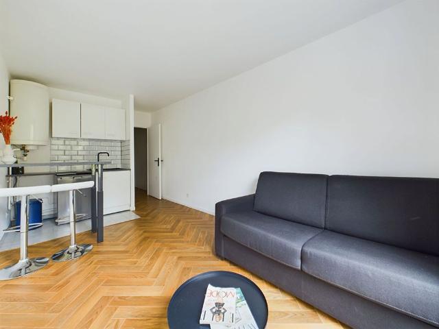 Rueil Malmaison / Centre Ville / 1 pièce s 22,03 m2 MEUBLÉ