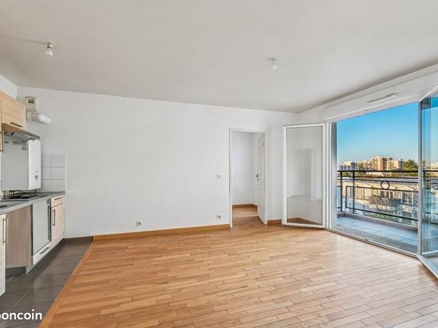 Rueil Malmaison Appartement 3 pièces avec balcon