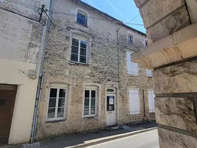 Ruffec 16700 Achat / Vente maison