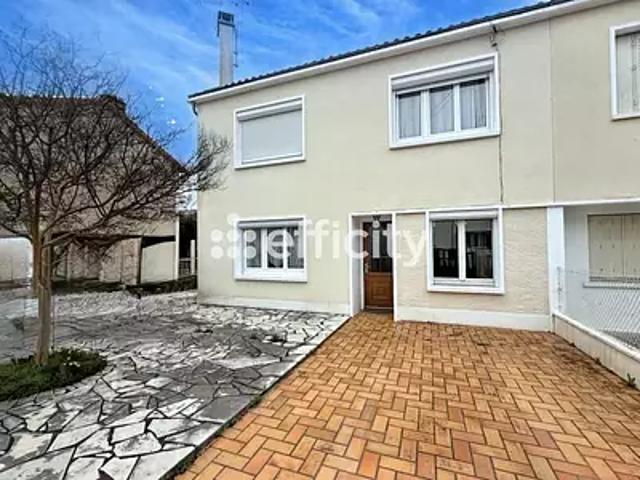 Ruffec 16700 Achat / Vente maison 6 pièces t6 jardin terrasse