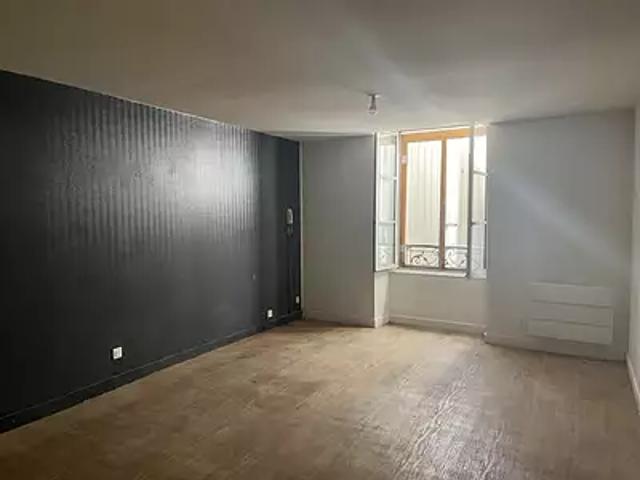 Ruffec 16700 Location appartement 2 pièces t2