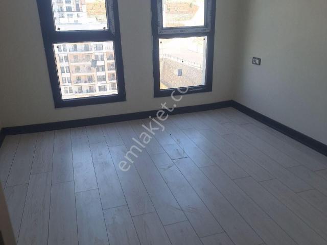 Ruha Emlak Kiralık Daire 3+1 5 Etap Kat