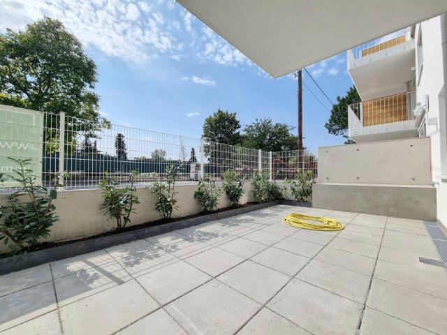 RUHELAGE TRIFFT WOHNGENUSS – Terrassetraum mit Süd/West Aussichtung Stilvolle Ausstattung