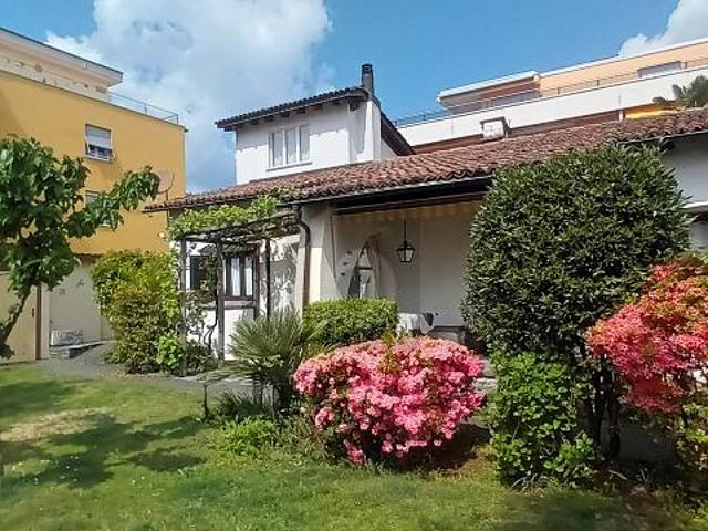 RUHIG UND SONNIG MIT GROSSEM GARTEN
