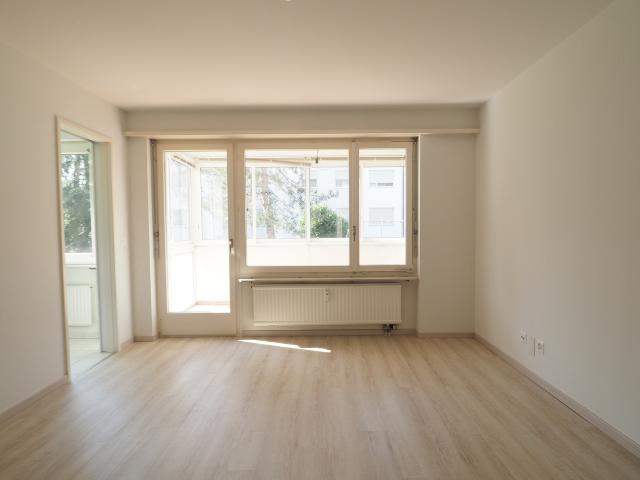 Ruhig gelegene 2.5 Zi. Wohnung im beliebten Reinach