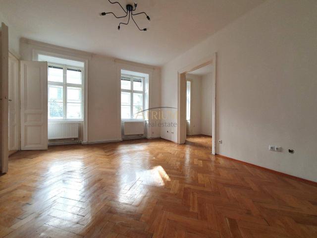 Ruhig gelegene Altbau Wohnung ca. 48m² mit 2 Zimmern Nähe U3 Volkstheater