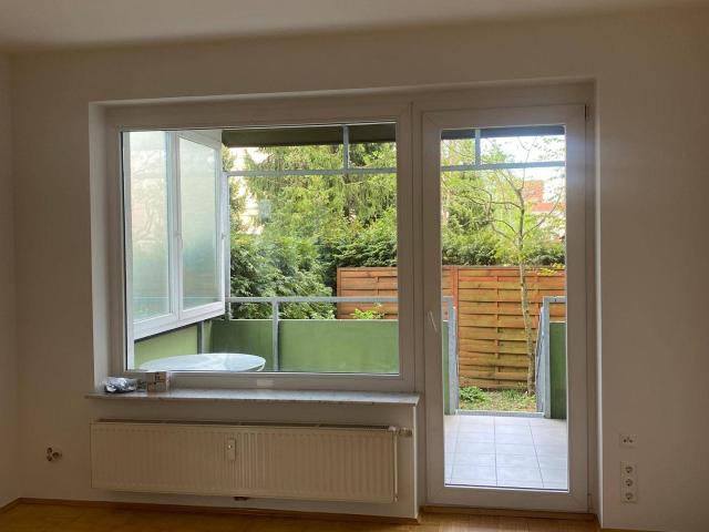 Ruhige 3 Zimmer Wohnung mit Garten & Loggia Nähe City Arkaden