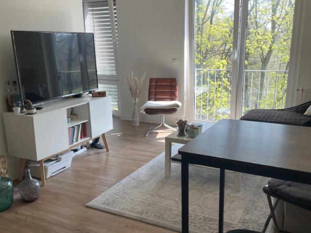 Ruhige 1,5 Zimmer Wohnung in Friedrichshain mit Grünblick hofseitig