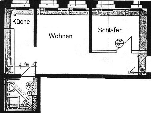 ruhige 2 Zimmer Wohnung mit Einbauküche, Vinylboden im 3.OG, sanierter Altbau