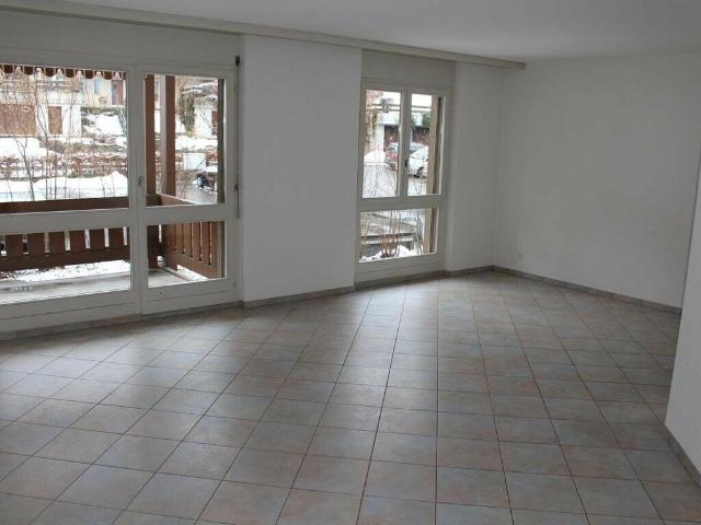 Ruhige 4.5 ZW à 85 m² im 1. OG mit grossem Balkon | dreamo. Ch
