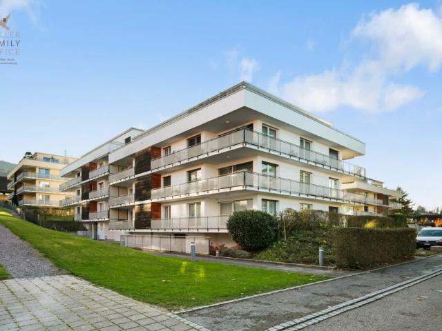 Ruhige Eleganz mit Aussicht 5 1/2 Zimmer Attika Wohnung mit Blick auf den Bodensee
