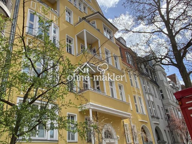 Ruhige Wohnung in kernsaniertem Jugendstilhaus in bester Lage von Pankow