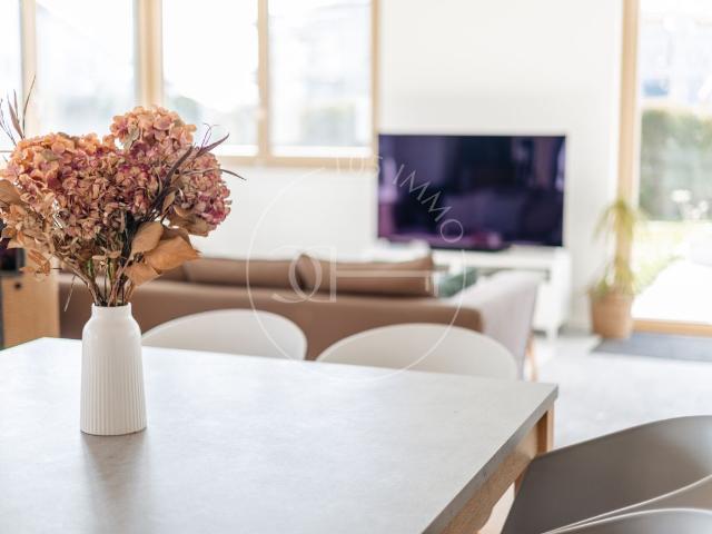 Exklusiv: Ruhige Wohnung mit großem privatem Garten