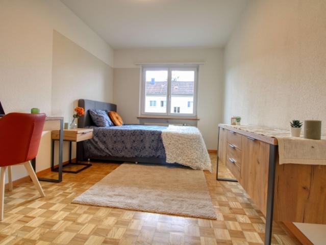 Ruhiger urbaner Rückzugsort in der Nähe der Universität in Irchel