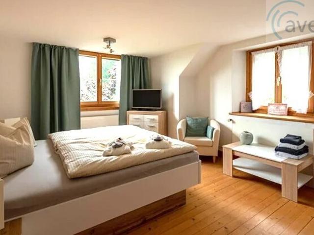 Ruhiges Doppelzimmer in ländlicher Lage mit Gartenblick