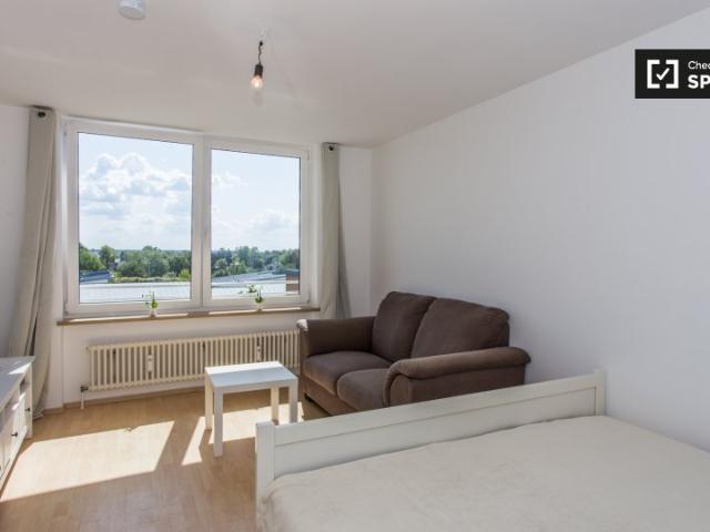 Ruhiges Studio Apartment zum Mieten in Schönefeld, Berlin
