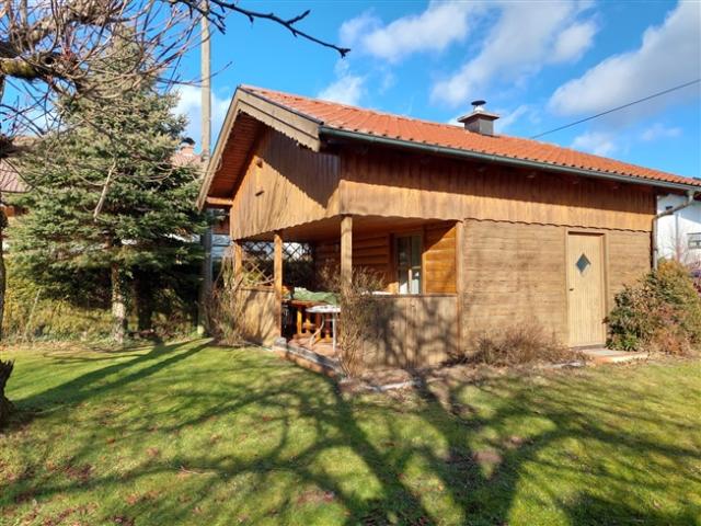 Ruhiges Wochenendhaus/Gartenhaus mit Baugrund