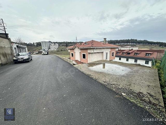 RUHSATI ALINMIŞ VILLA ARSASI