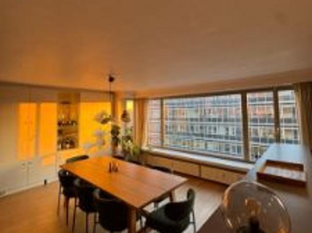 Ruim appartement met zicht op Koning Albert Park en de stad