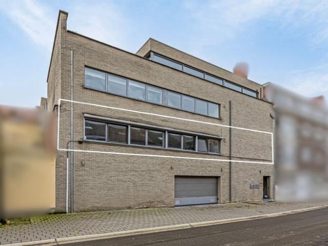 Ruim appartement met garage op wandelafstand van het centrum