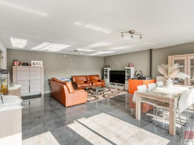 Ruim appartement met garagebox in het centrum van Lanaken