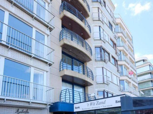 RUIM APPARTEMENT OP TOPLIGGING