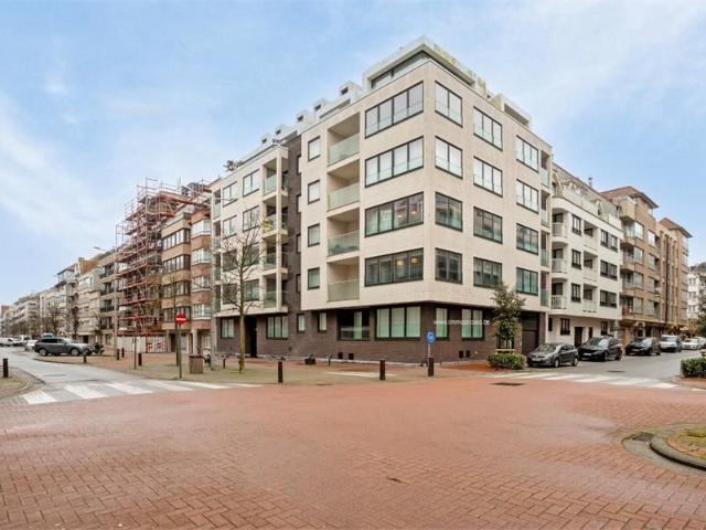 Ruim appartement te koop op 3 min van het strand in Knokke