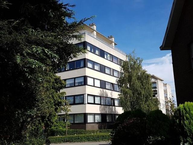 Ruim APPARTEMENT + TERRAS + STANDPLAATS te koop in ASSEBROEK