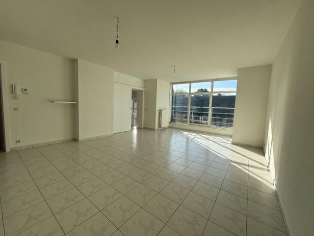Ruim appartement 102 m² met 2 slaapkamers en garage