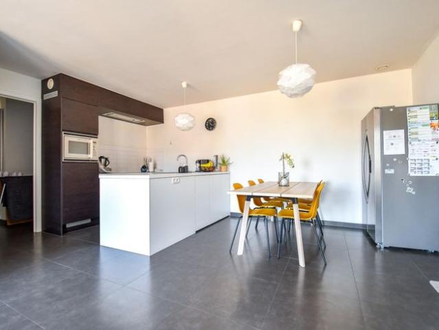 RUIM APPARTEMENT 2de verd met 2 SLPK & TERRAS