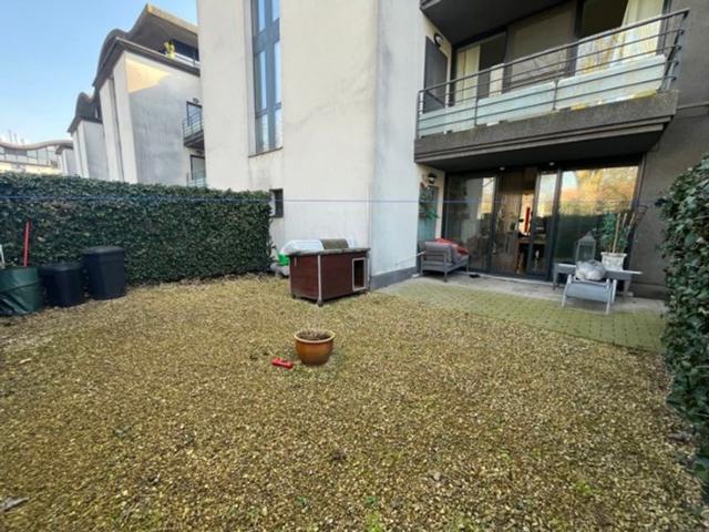 Ruim appartement 98m² met 2 tuinen