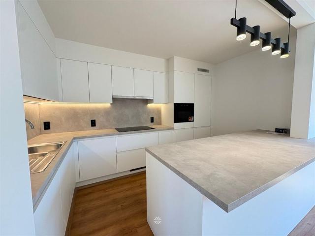 Ruim duplex appartement met groot terras