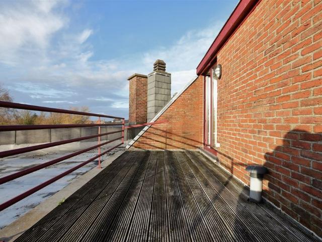 Ruim dakappartement 111m² met 3 slpk's en terras