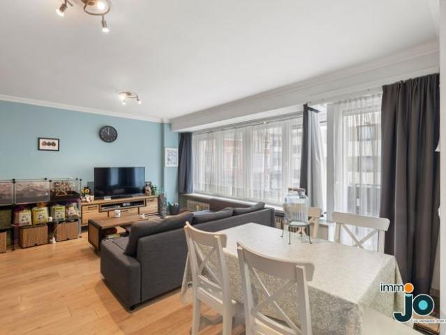 Ruim en modern appartement te koop in Oostende: 3 slaapka.