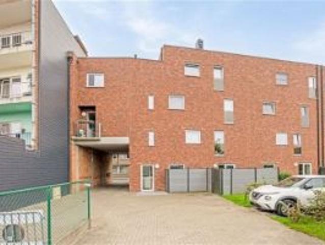Ruim en modern appartement met 2 slpks en carport. EPC label