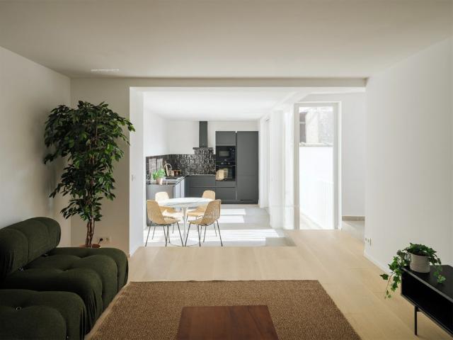 Ruim en energiezuinig 1 slpk appartement met twee terrassen nabij de Coupure en de Kouter