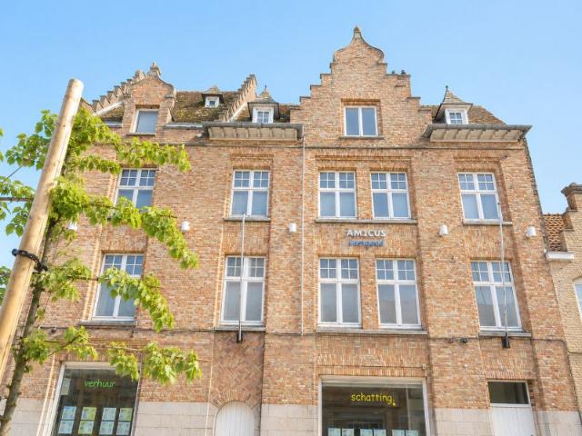ruim en instapklaar appartement in hartje Diksmuide