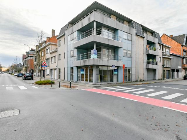 Ruim en instapklaar tweeslaapkamer appartement in hartje Izegem