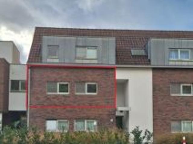Ruim en lichtrijk appartement met terras en autostaanplaats
