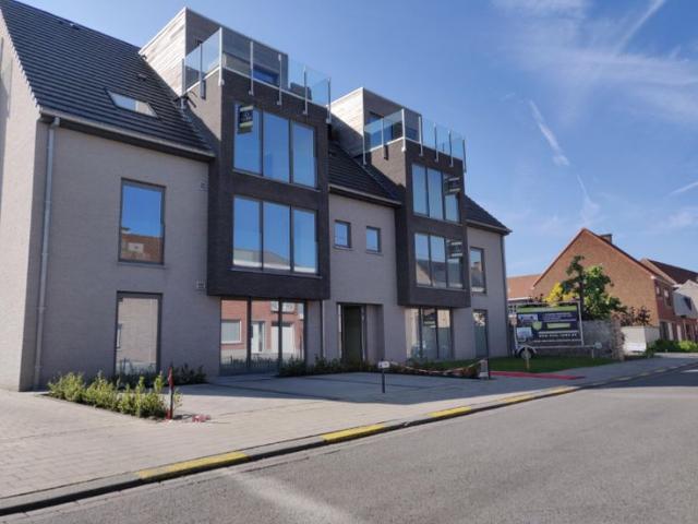 Ruim en praktisch ingedeeld appartement te Avelgem!
