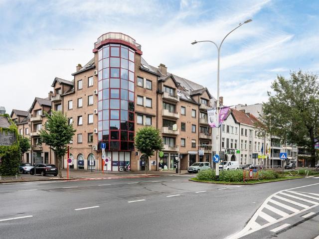 Ruim en zonnig appartement in residentie Schubert te Eeklo